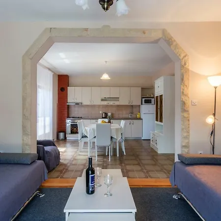 Maslina Holiday home *