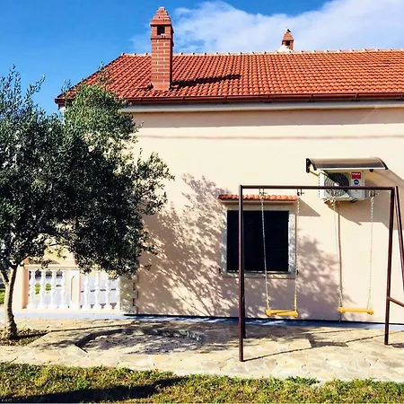 Maslina Holiday home *