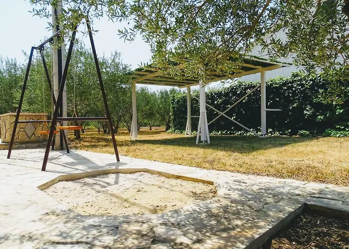 펜션 Maslina Rupalj